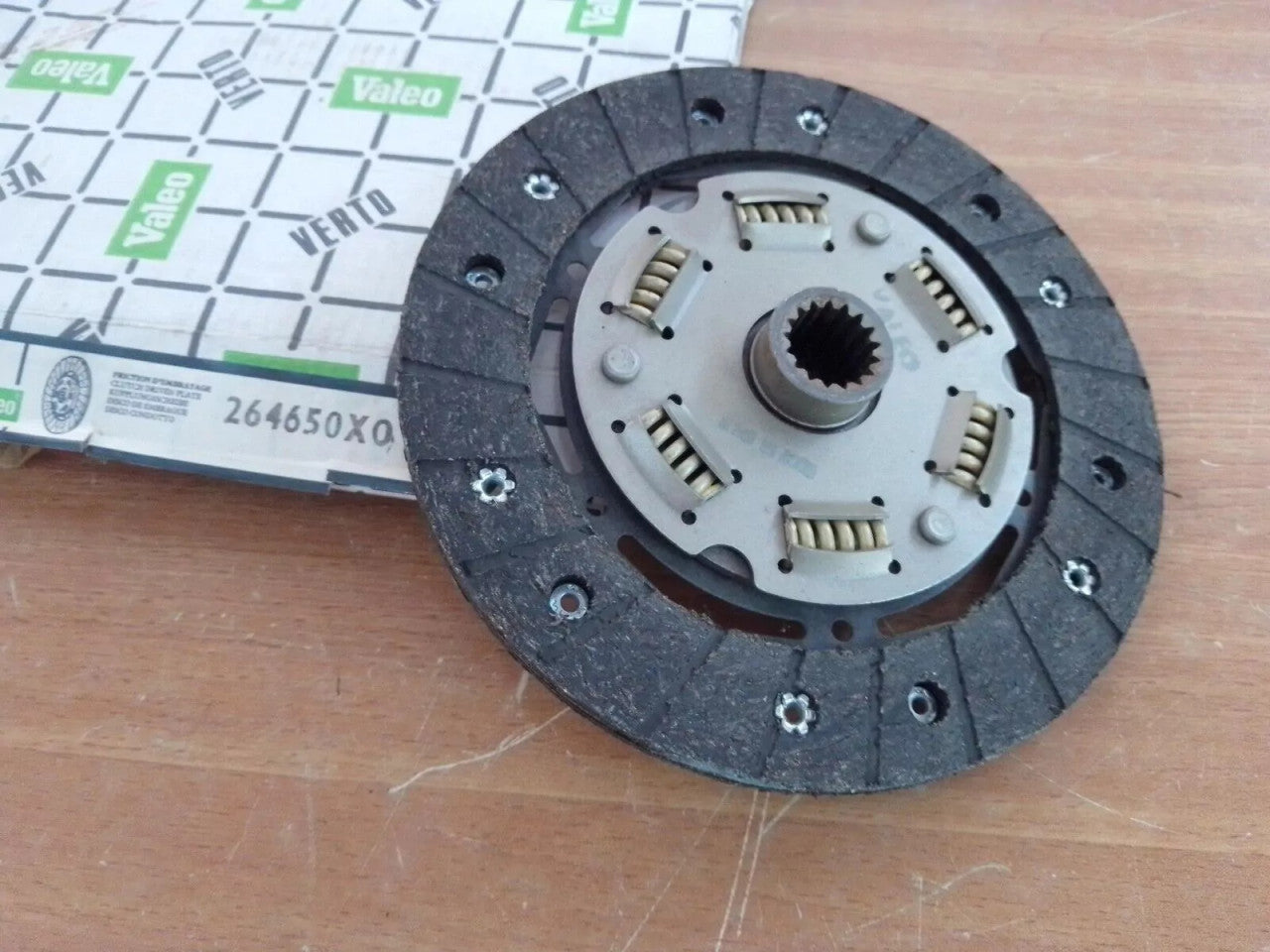 Clutch Disc fits Ford Fiesta Escort 170mm 264650 View Front