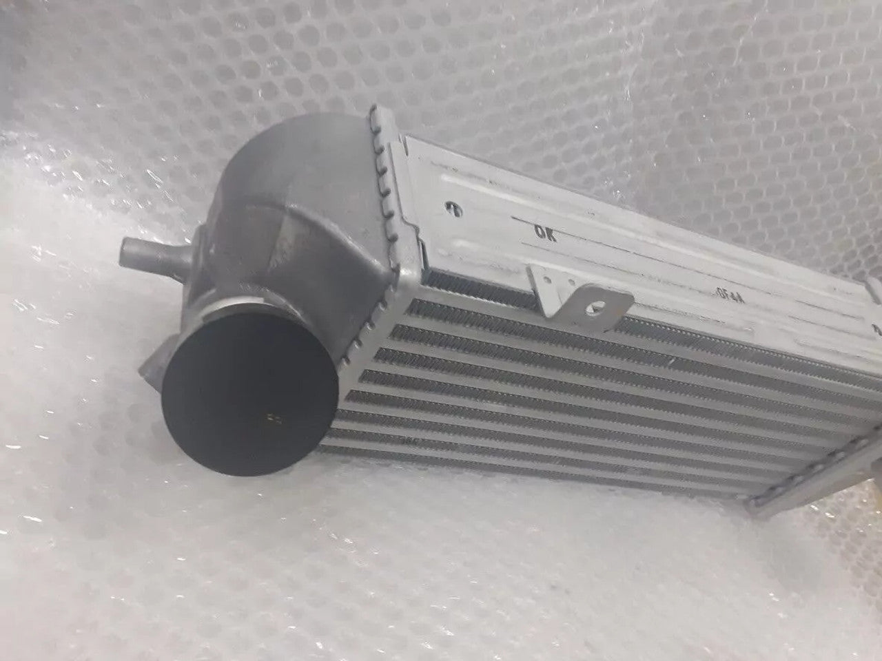 Intercooler fits Hyundai i20 ix200 Kia Soul Venga CRDi 282712A710 Genuine View Rear