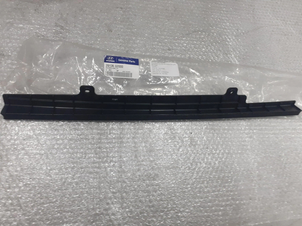 29135G2000 View Front