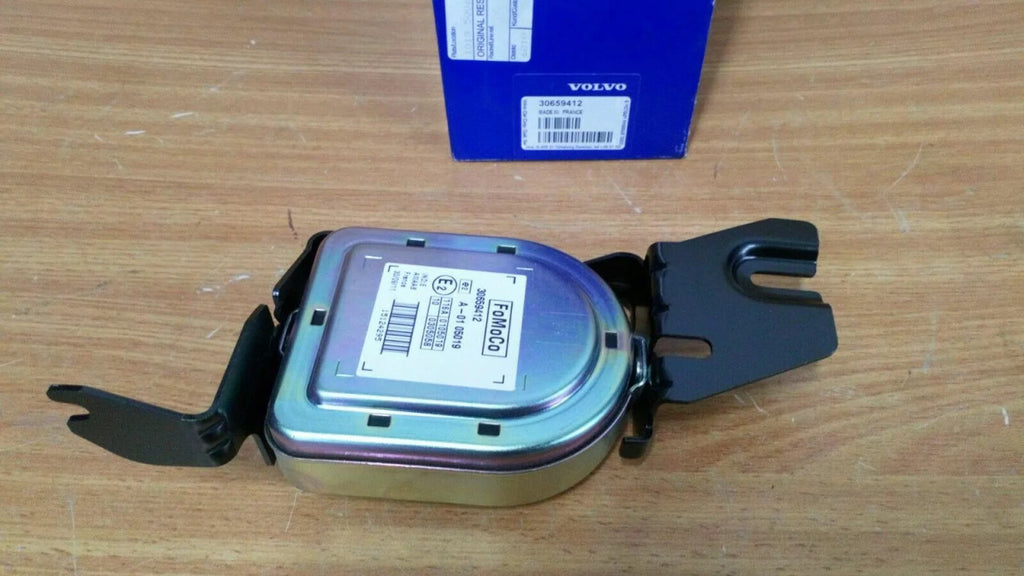 Siren fits Volvo S40 V50 C70 C30 30659412 Genuine View Rear