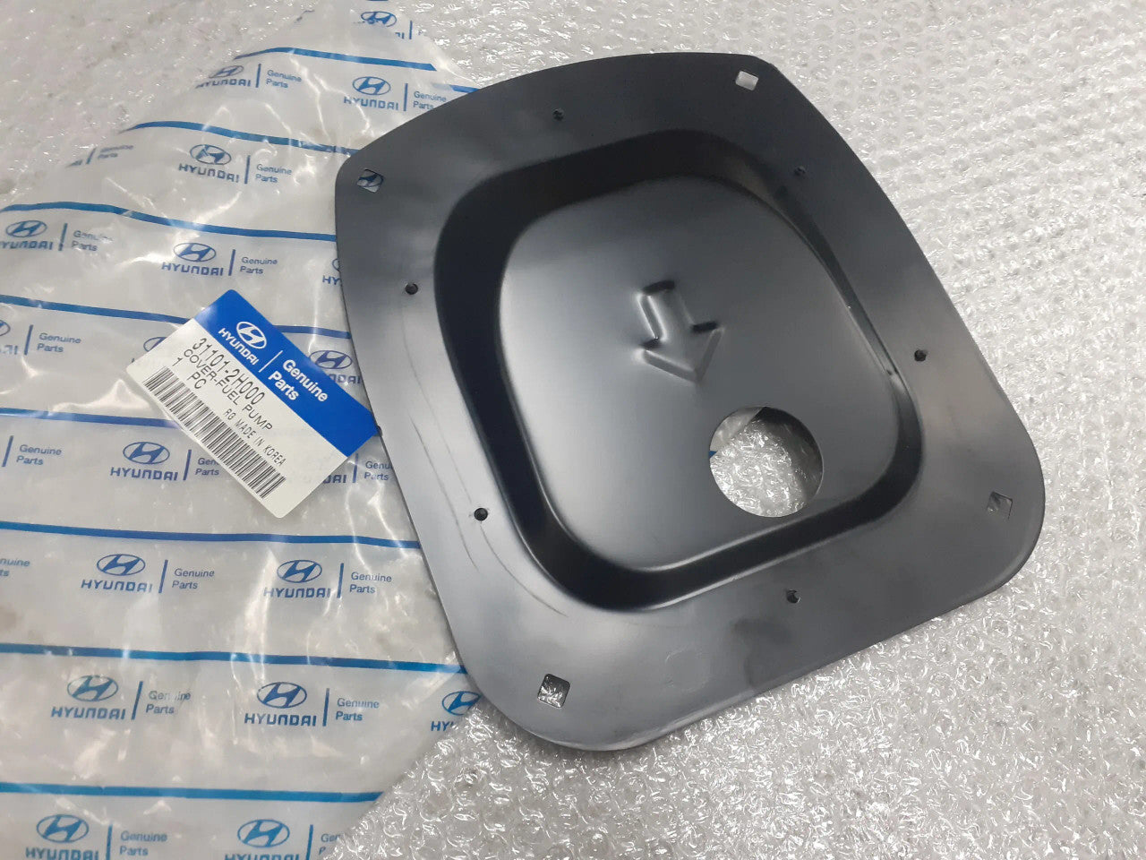 311012H000 Fuel Pump Cover Tank fits Hyundai Kia 31101-2H000 Genuine View Front
