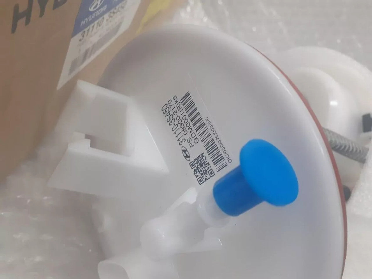 Fuel Sending Unit fits Hyundai i40 311103S450 Genuine View Right