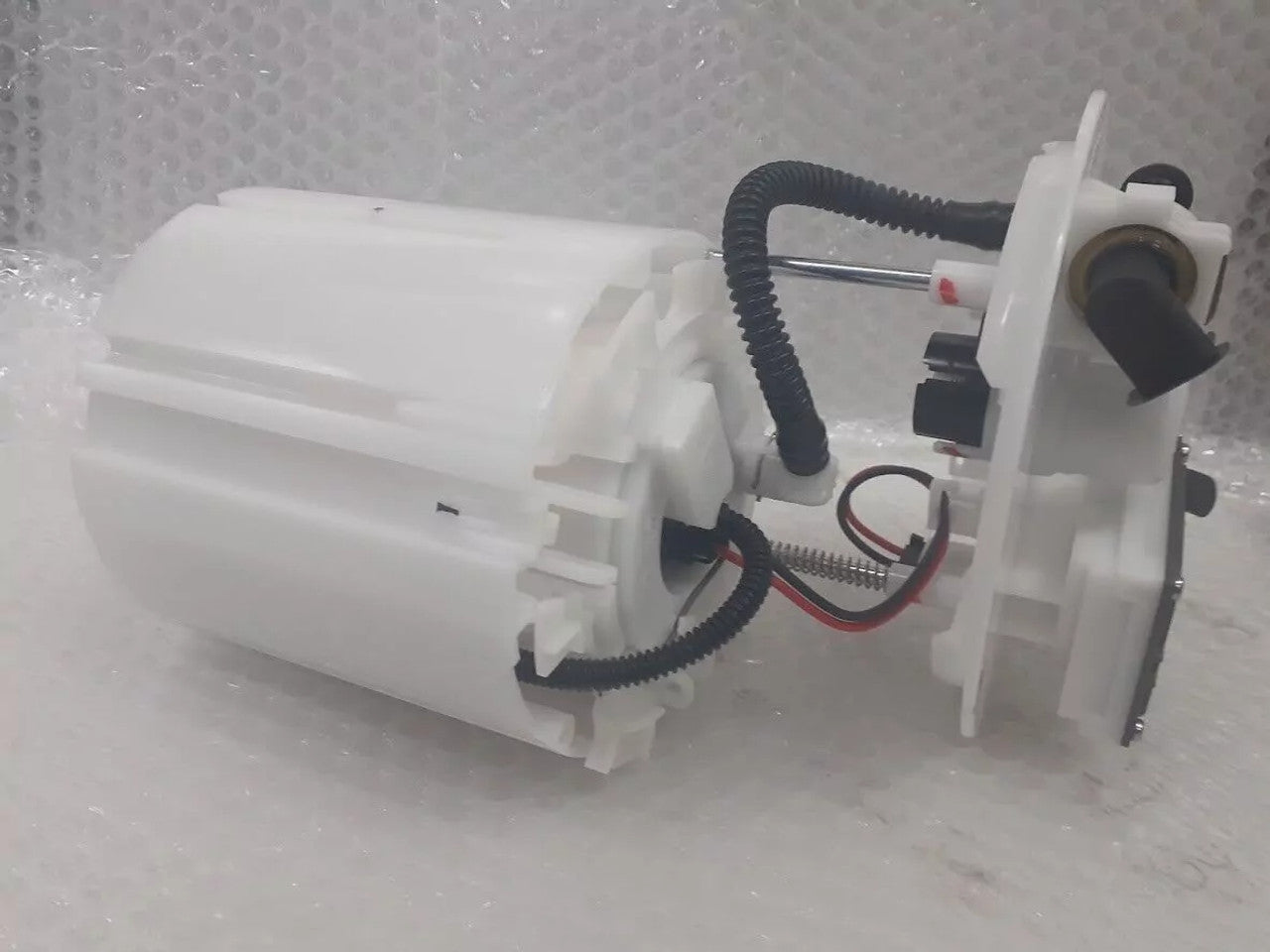 Fuel Sending Unit fits Hyundai i30 31120G4100 Genuine View Left