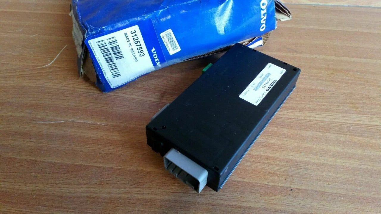 Control Unit Towing fits Volvo S40 V50 C70 31257593 Genuine View Rear