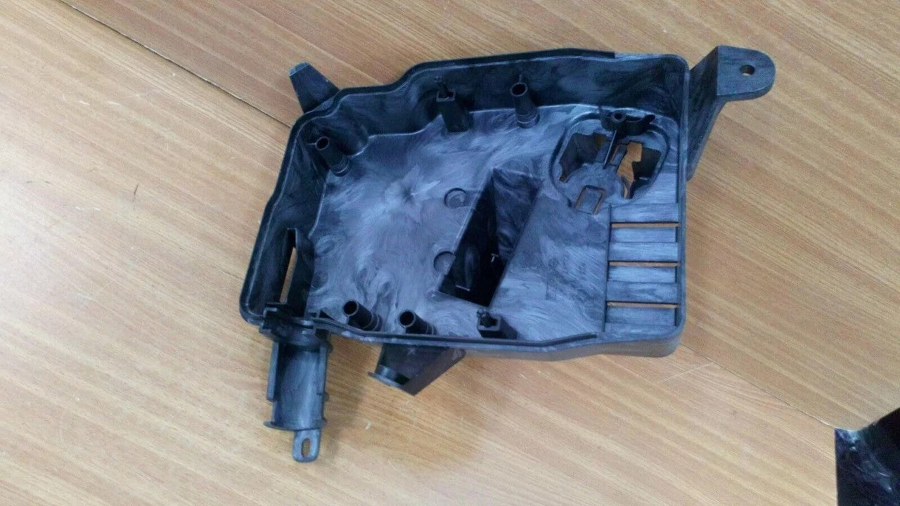 Protecting Casing fits Volvo S40 V50 C30 Diesel D4162T 31303151 Genuine View Right