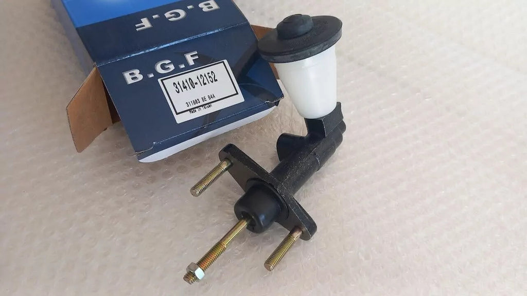 Clutch Master Cylinder fits Toyota Corolla AE80 AE82 EE80 31410-12152 View Front