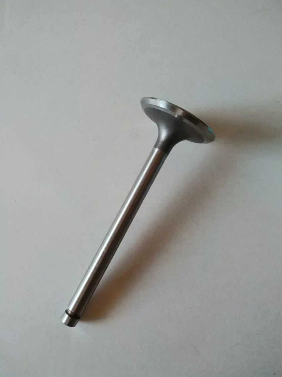 4x Intake Valves Inlet fits Subaru Leone 1600 EA71 engines 31555-4310 View Rear