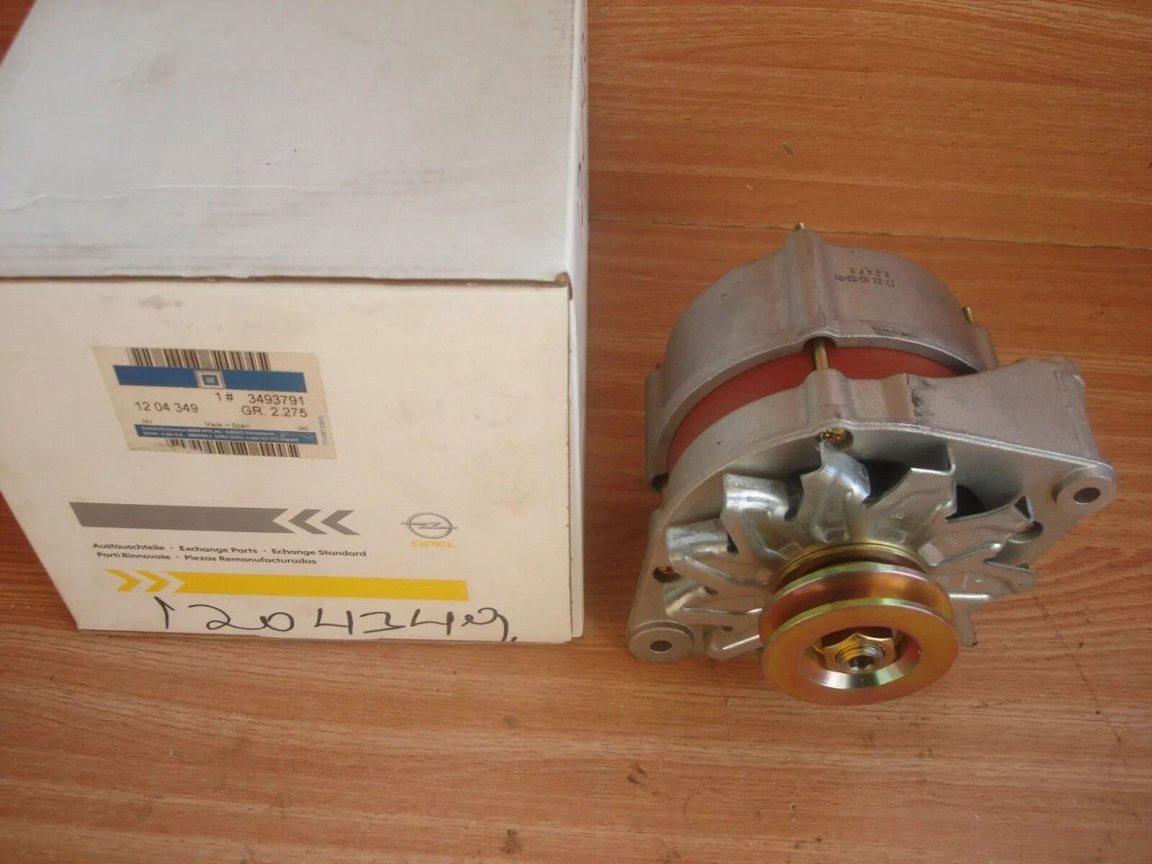 Alternator fits Opel Vauxhall Vectra A Astra F Cavalier 16D 17DR 3493791 Genuine View Front