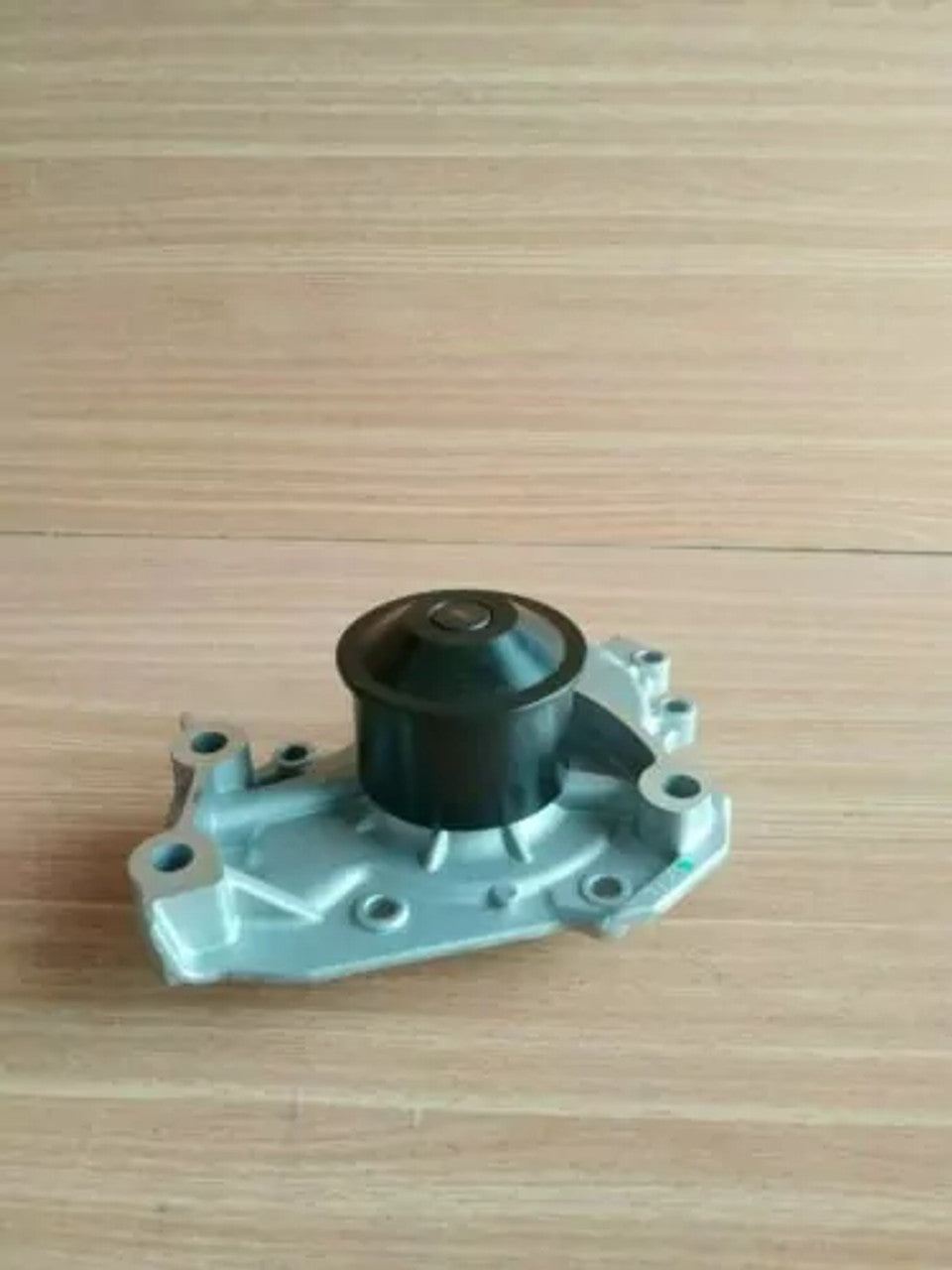 Water Pump fits Toyota Avalon Camry Harrier Estima Solara Highlander Lexus ES RX 35-02-203 View Rear