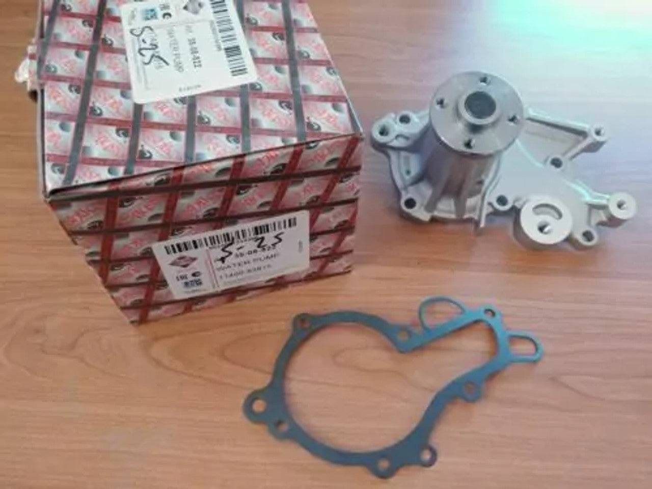 Water Pump fits Suzuki Jimny JB33W SN413V Samurai Sierra SN413 G13A G13B 35-08-822 View Front