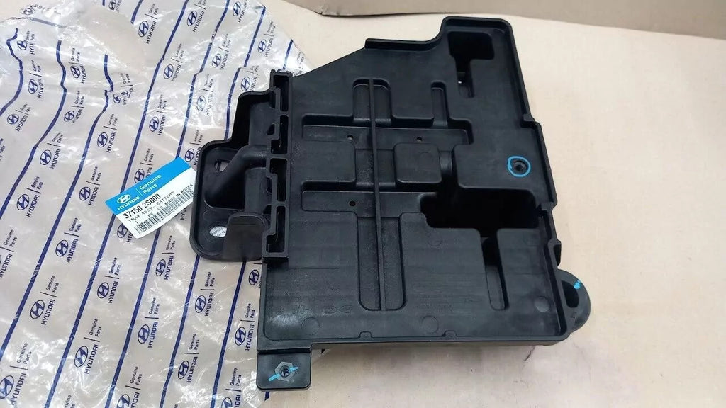 Battery Tray fits Hyundai iX35 Kia Sportage 371502S000 Genuine View Rear