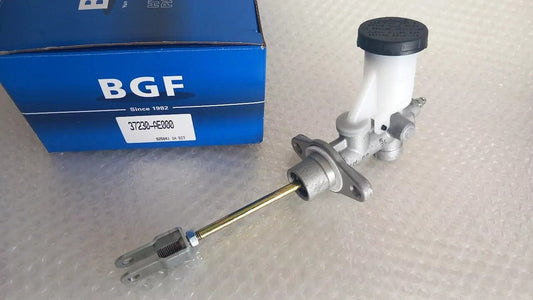 Clutch Master Cylinder fits Subaru Forester Impreza Legacy 5/8 37230-AE000 View Front