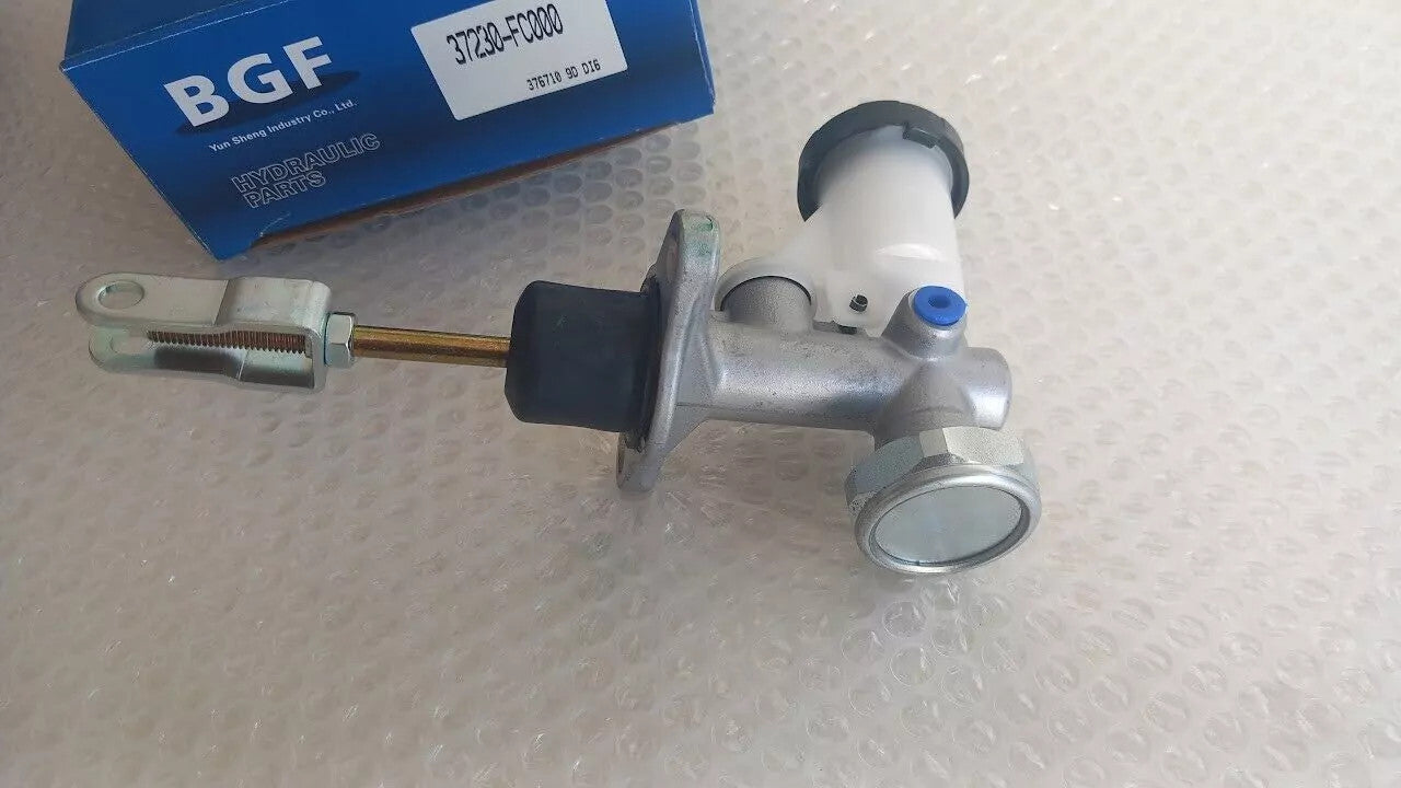 Clutch Master Cylinder fits Subaru Impreza Forester Legacy 5/8 37230-FC000 View Right