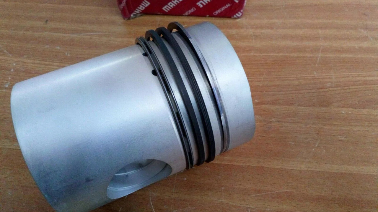 Piston fits Volvo Bus Truck Penta Marine F7 6700cc 104.77mm Bore 375700 View Left