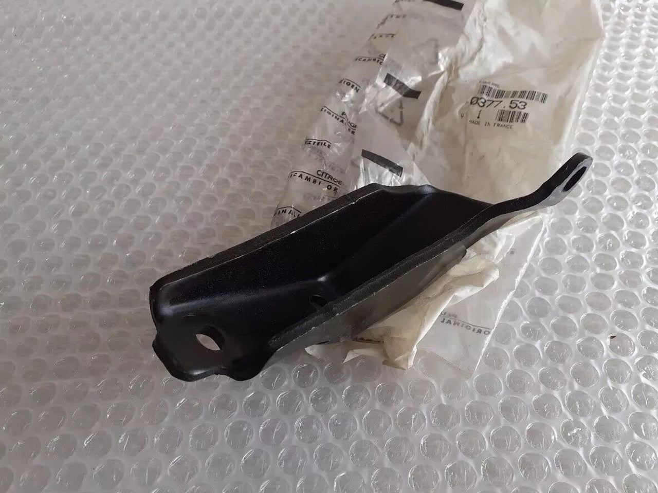 Turbocharger Bracket fits Peugeot Citroen Diesel 037753 Genuine View Left