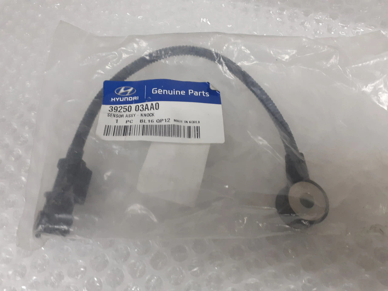 3925003AA0 Knock Sensor fits Hyundai Kia 39250-03AA0 Genuine View Front