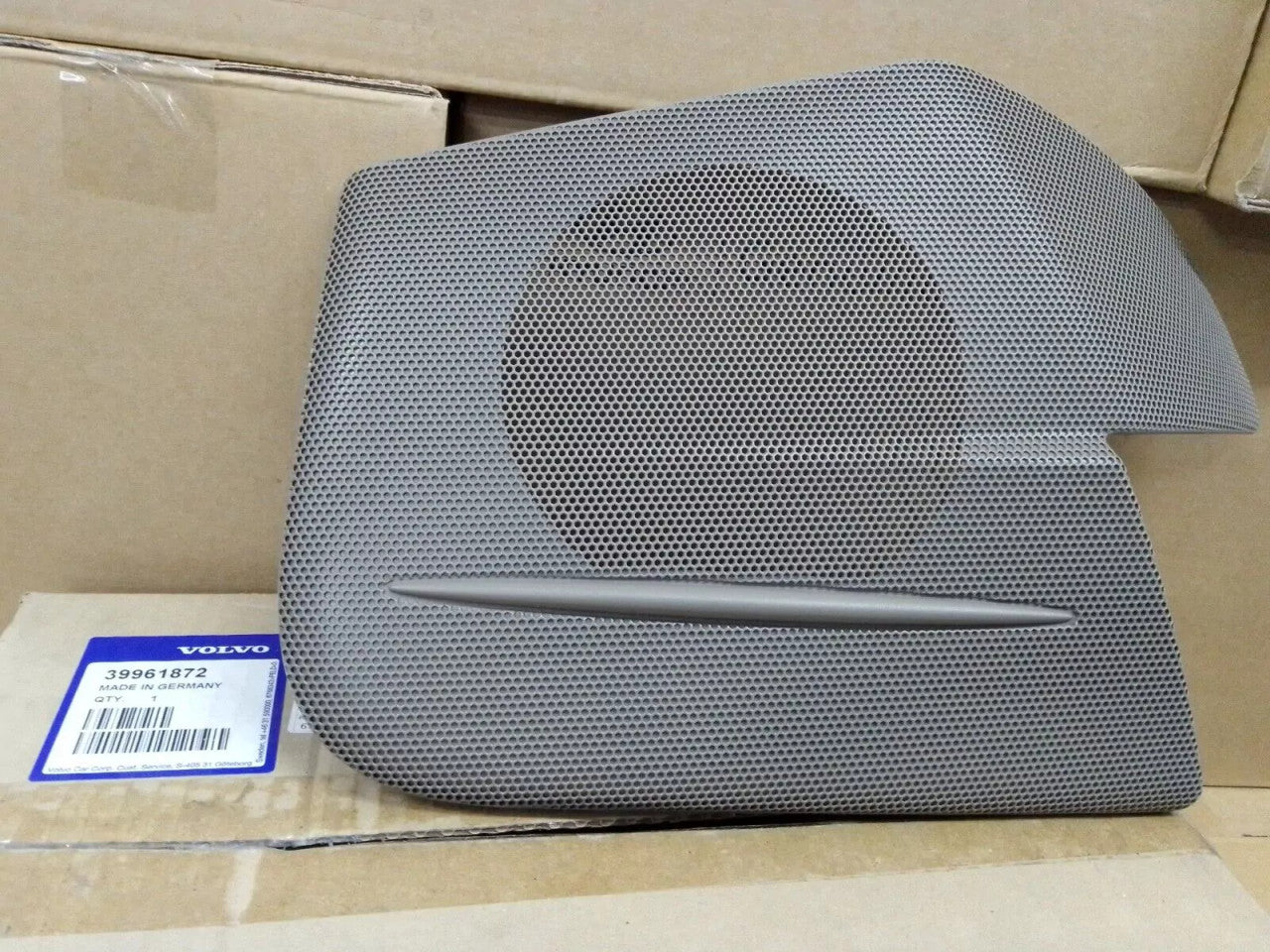 Speaker Cover Front Door Right fits Volvo V70 XC70 39961872 Genuine View Front