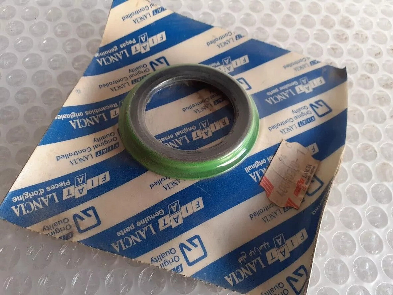 Front Crankshaft Oil Seal Timing fits Fiat Panda Uno Lancia Y10 40000320 Genuine View Front