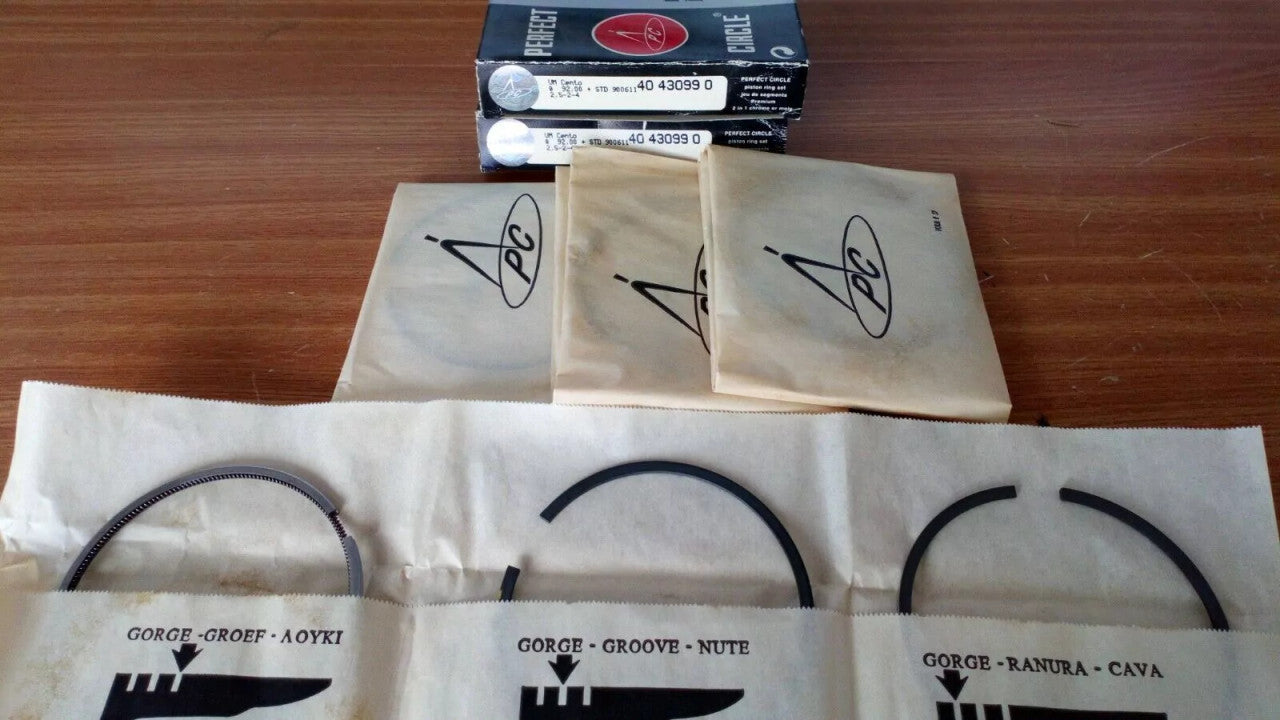 Piston Rings Set fits Alfa Romeo Alfetta VM Cento HR Diesel 2393cc 92mm Bore STD 40430990 View Front