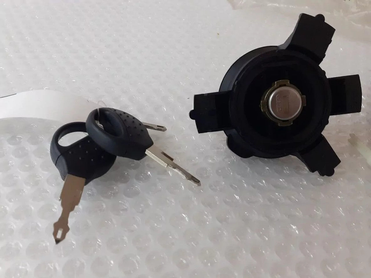 Lock Kit fits Peugeot 206 4162EW Genuine View Right