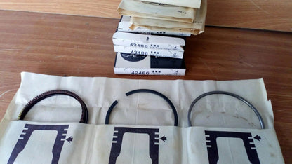 Piston Rings Set fits BMW 1800 118 84mm Bore STD 42486 View Front