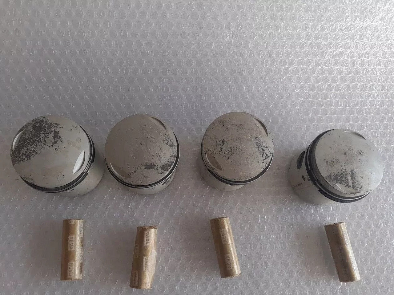 4x Pistons Kit fits Lancia Fulvia Berlina 2C 72mm Bore STD 426007O1 View Right