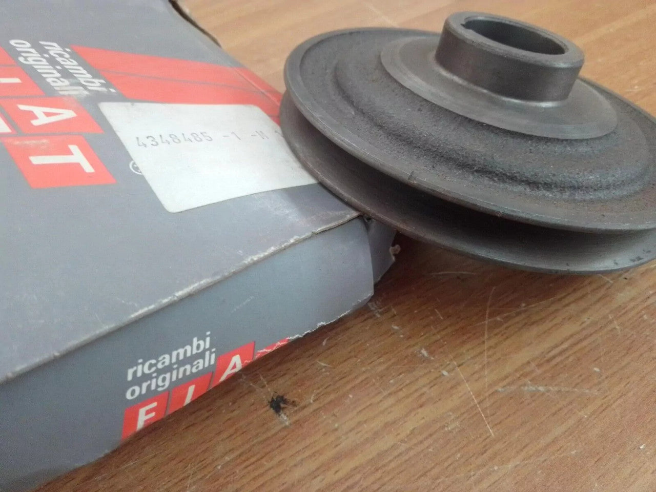 Crankshaft Pulley fits Fiat 131 Campagnola 4348485 Genuine View Rear