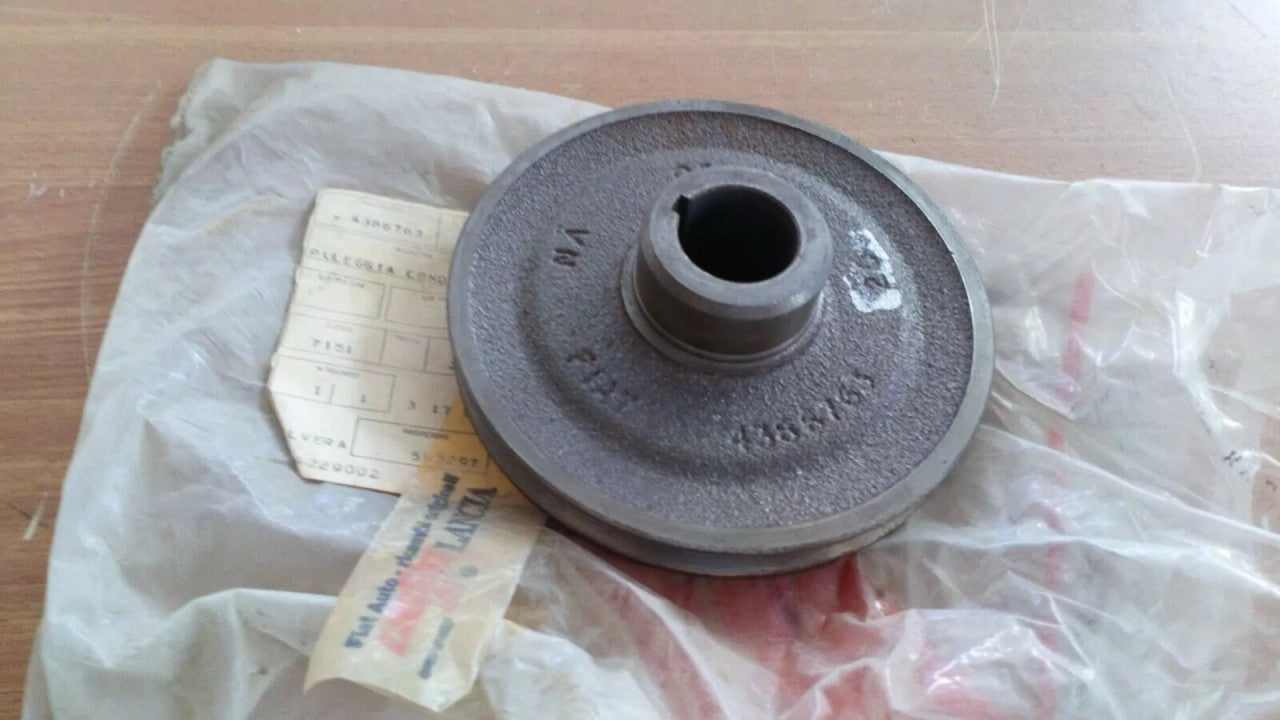 Crankshaft Pulley fits Fiat Panda Uno 4386763 Genuine View Front