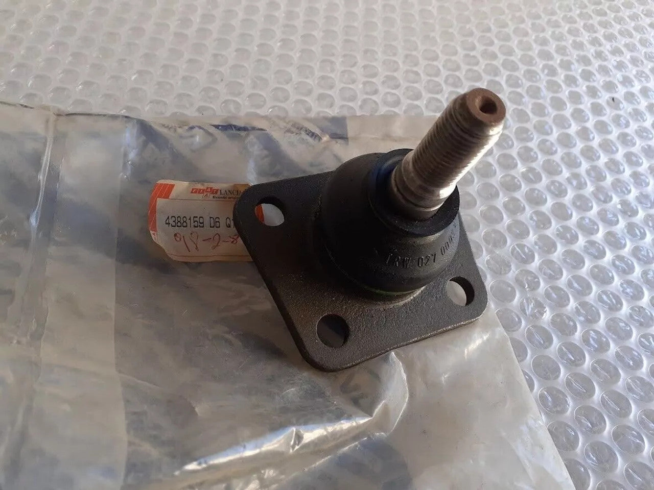 Ball Joint Front Lower fits Fiat Ducato Peugeot Citroen Talbot 4388159 Genuine View Front