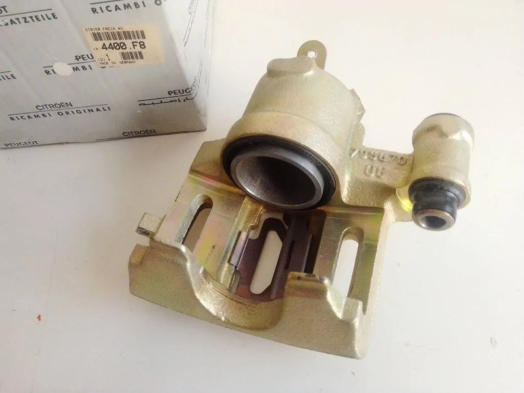 Brake Caliper Front Right fits Peugeot Expert Citroen Synergie Dispatch 4400F8 View Front