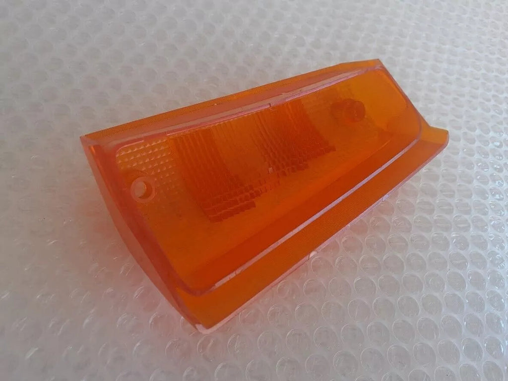 Turn Signal Lens Front Right fits Fiat Panda 4446186 View Rear