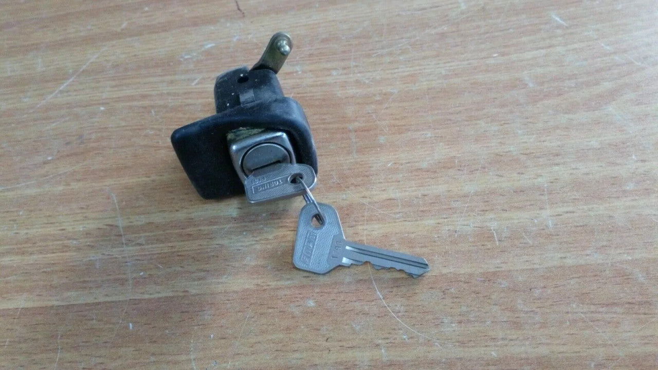 Door Lock with Keys Front Right fits Fiat Panda 30 45 4482873 Genuine View Front