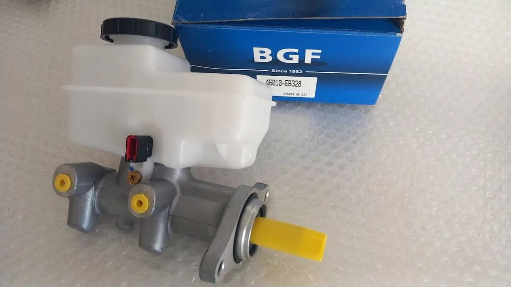 Brake Master Cylinder fits Nissan Navara D40 46010-EB328 View Front