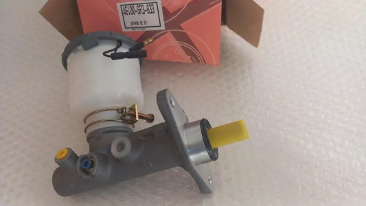 Brake Master Cylinder fits Honda Civic CRX EG2 EH6 15/16 46100-SR3-833 View Front