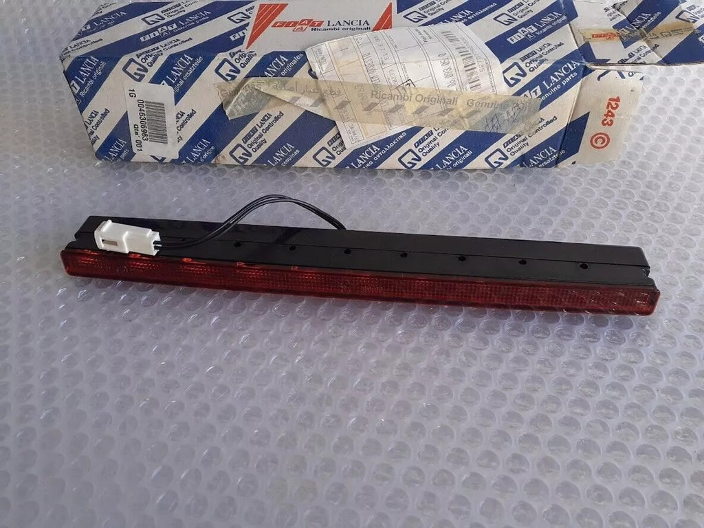Third Brake Light Center fits Fiat Coupe Gamma 46306963 Genuine View Front