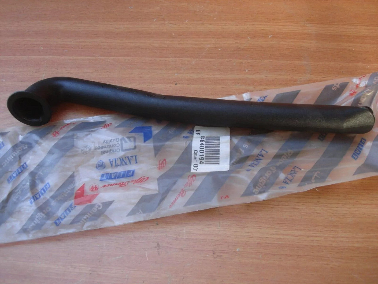 Air Pipe fits Alfa Romeo 145 146 155 Spider Fiat Coupe Lancia 46400194 Genuine View Rear