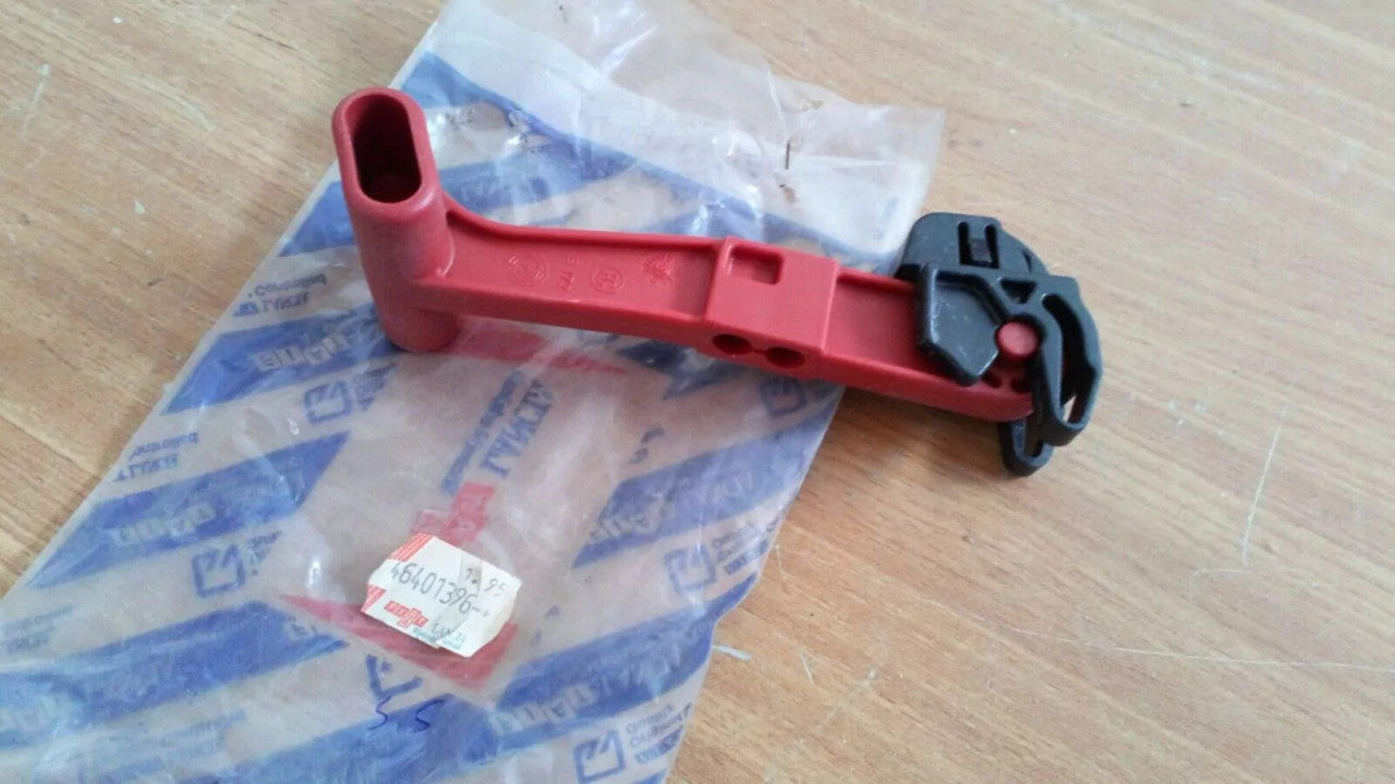 Hood Bonnet Release Handle fits Fiat Brava Bravo Marea 46401396 Genuine View Right