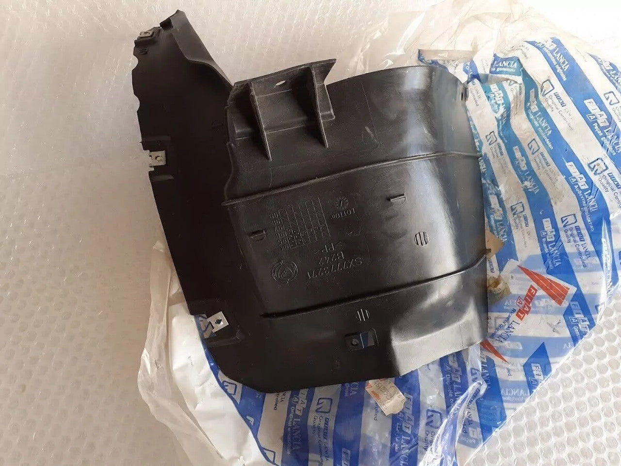Rear Inner Fender Left fits Fiat Bravo 46405525 Genuine View Rear