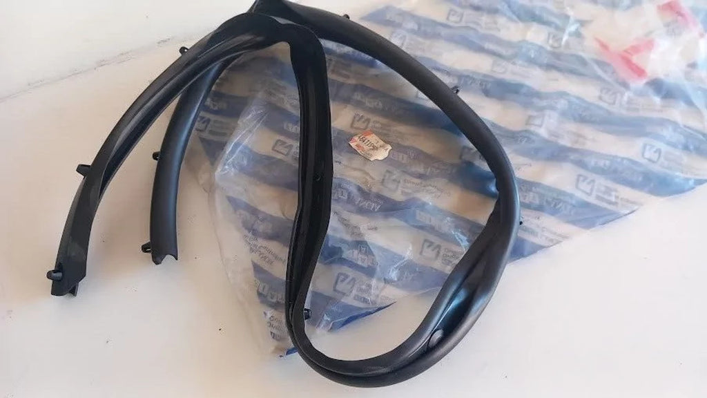 Door Seal Front Lower fits Fiat Bravo 46411957 Genuine View Front