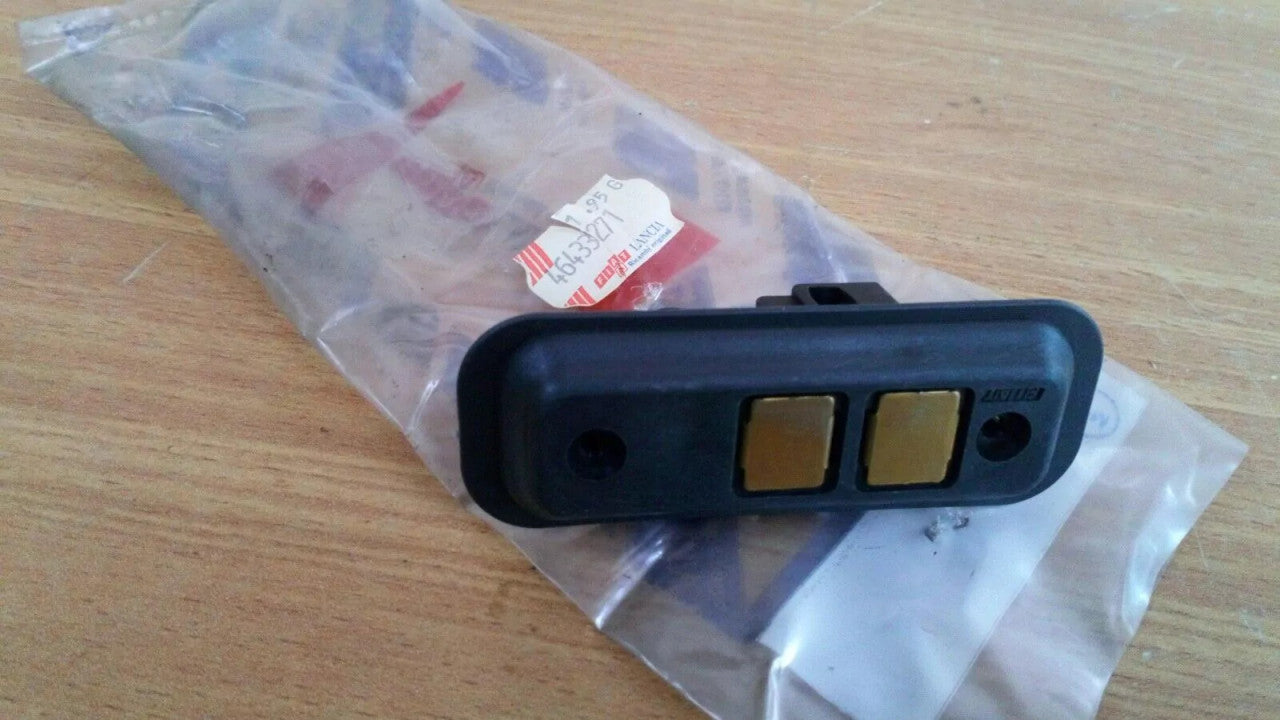 Liftgate Contact Switch Boot Rear fits Fiat Brava 46433271 Genuine View Front