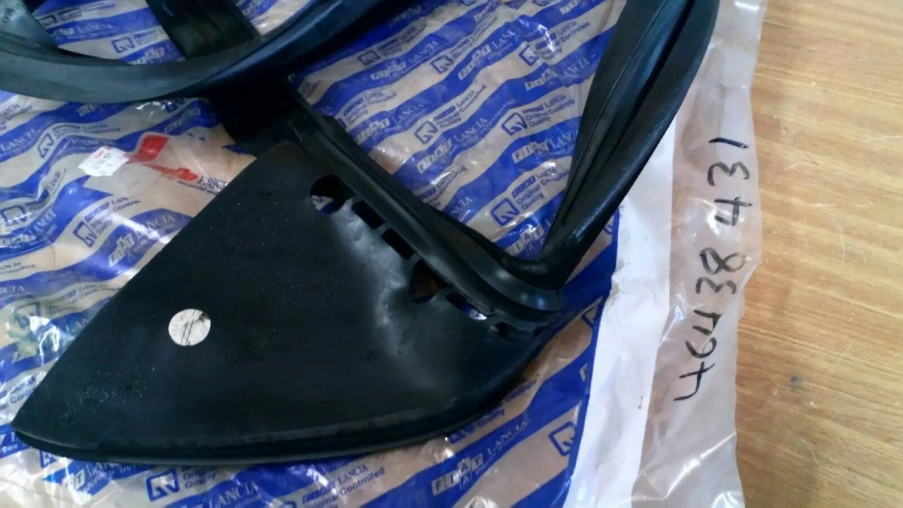 Window Seal Rear Left fits fiat Brava 46438431 Genuine View Left