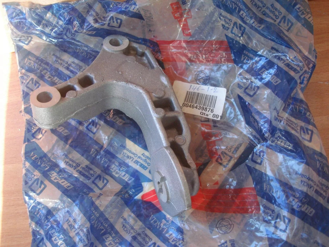Engine Mount Rear Bracket fits Fiat Punto Lancia Y 46439876 Genuine View Rear