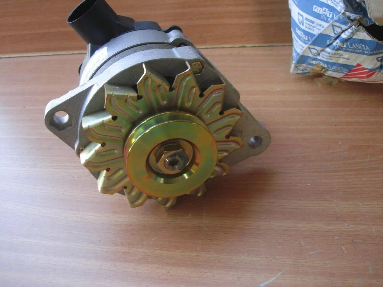 Alternator fits Fiat Elba Mille Uno Diesel Fiorino 46446292 Genuine View Left