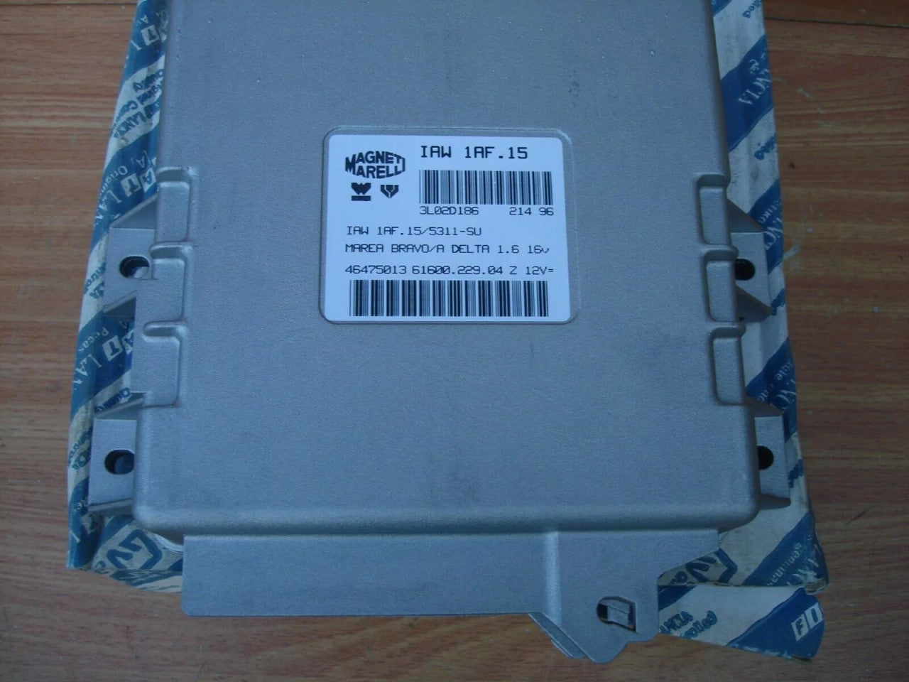 ECU Electronic Injection Control Unit fits Fiat Brava Bravo 46475013 Genuine View Left