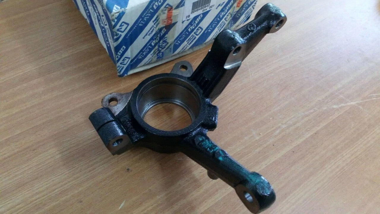 Steering Knuckle Right fits Fiat Tipo Tempra Bravo Lancia Delta Dedra 46480642 View Rear