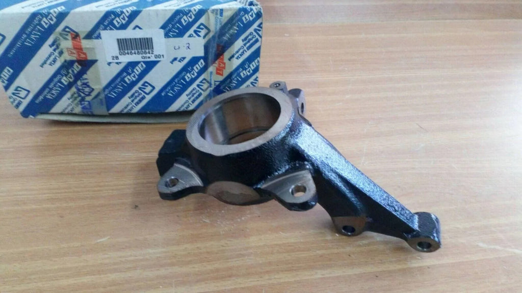 Steering Knuckle Right fits Fiat Tipo Tempra Bravo Lancia Delta Dedra 46480642 View Right