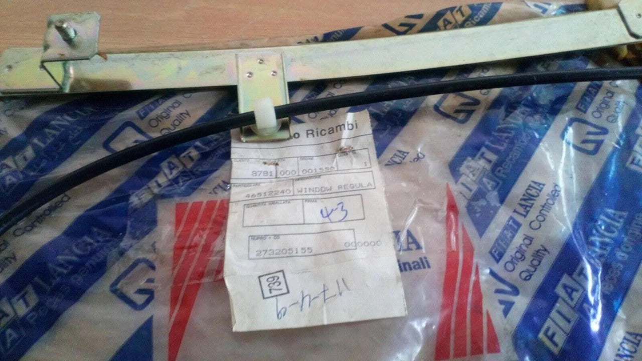 Window Regulator Front Right fits Fiat Seicento 46512240 Genuine View Close Up Front