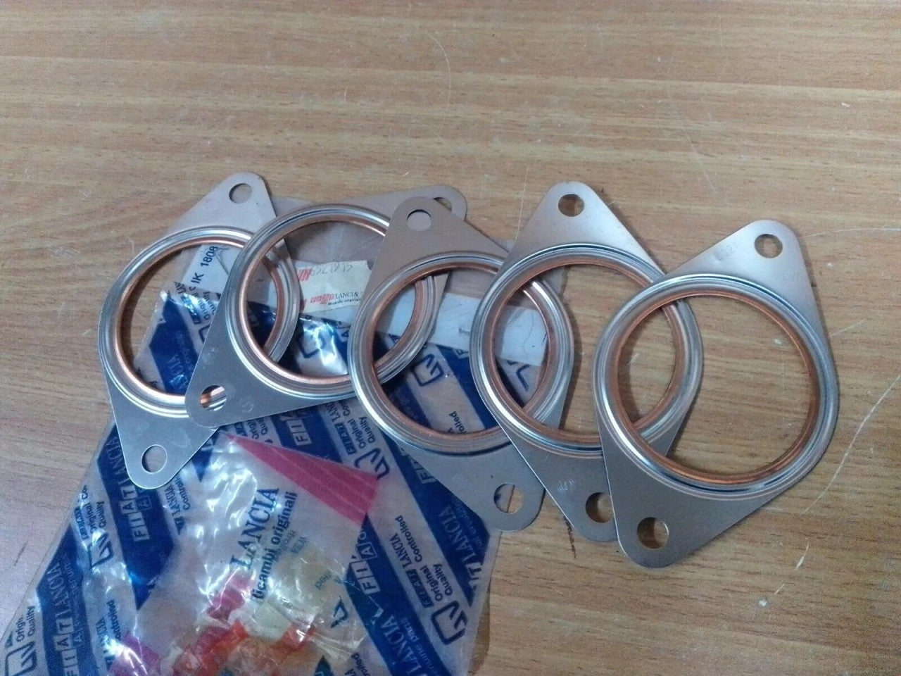 1x Exhaust Pipe Gasket fits Fiat Seicento 46521915 Genuine View Front