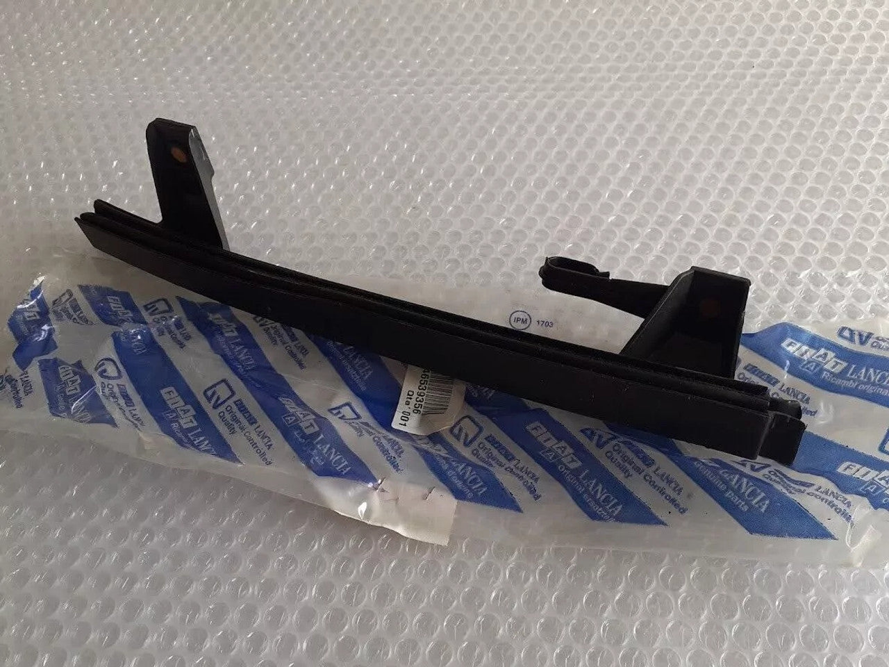 Front Right Window Front Guide fits Fiat Punto 46539356 Genuine View Upper