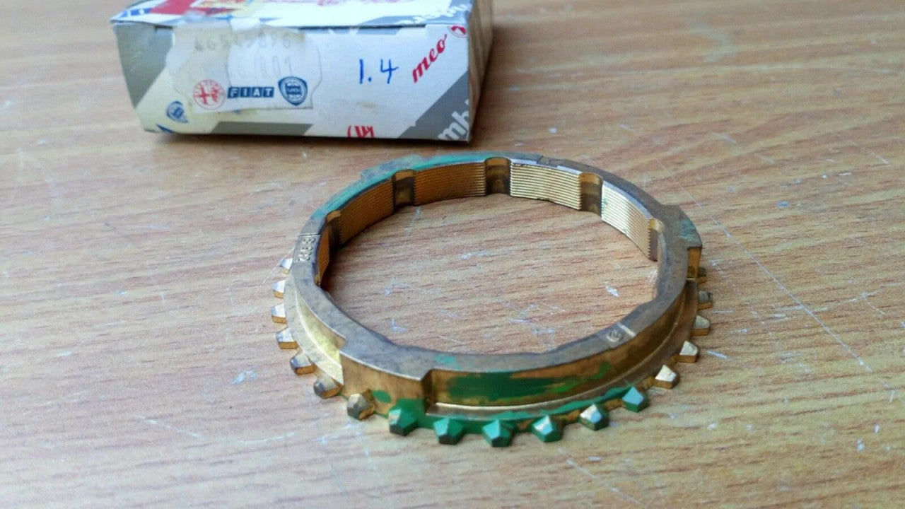 Synchronizer fits Fiat Bravo Punto Uno Strada Lancia Lybra Alfa Romeo 145 145 46545896 View Rear